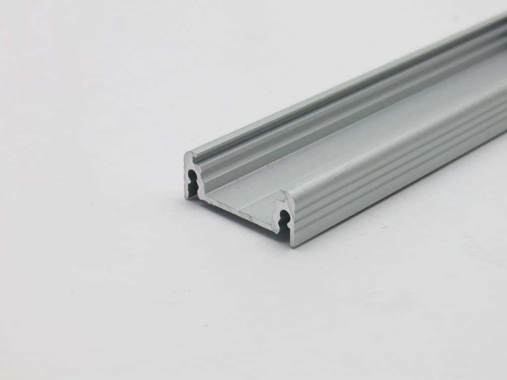Lampade industriali a led: lucente disano illuminazione spa. bes ...